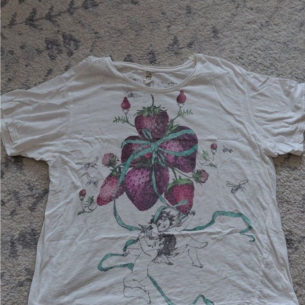 Magnolia Pearl Gather Me Berries Tee - Picture 6 of 8